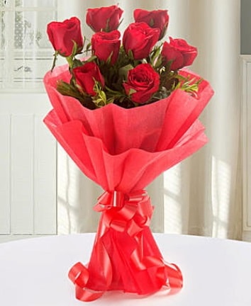 9 adet kırmızı gülden modern buket  Bolu İnternetten çiçek siparişi 